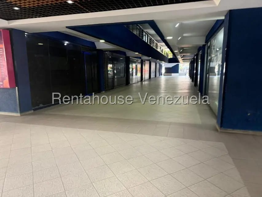 Comercial (Local Comercial) en Alquiler en La Granja, Carabobo - 3