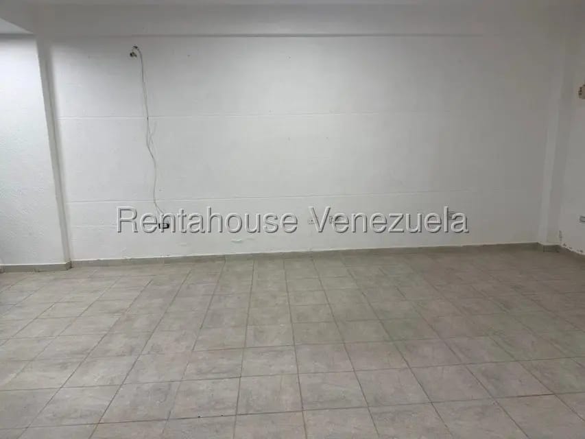 Comercial (Local Comercial) en Alquiler en La Granja, Carabobo - 4