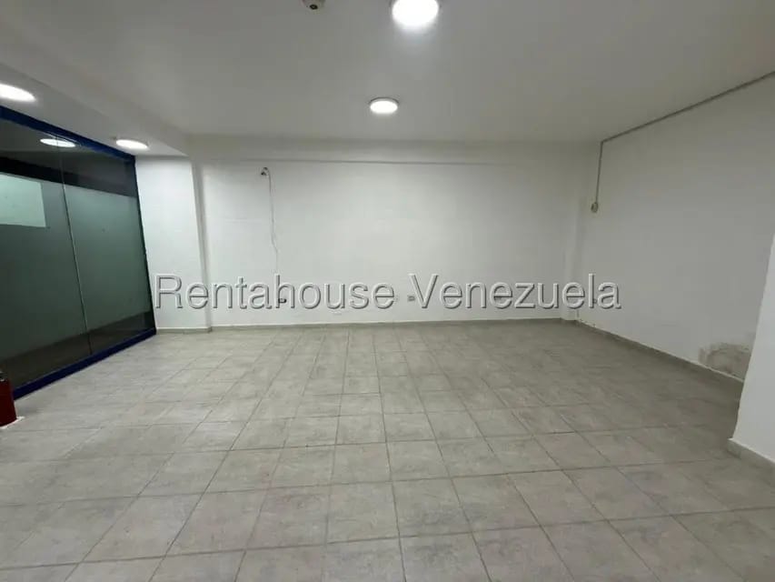 Comercial (Local Comercial) en Alquiler en La Granja, Carabobo - 6