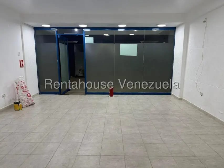 Comercial (Local Comercial) en Alquiler en La Granja, Carabobo - 8