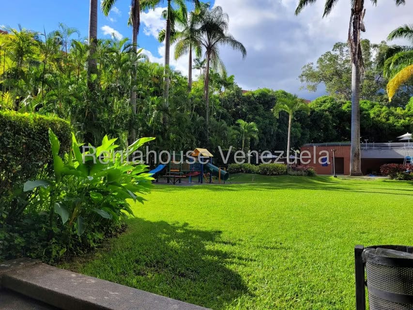 Apartamento (1 Nivel) en Alquiler en Los Chorros, Distrito Metropolitano - 6