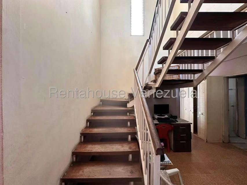 Casa (Duplex) en Venta en Zona Este, Lara - 37
