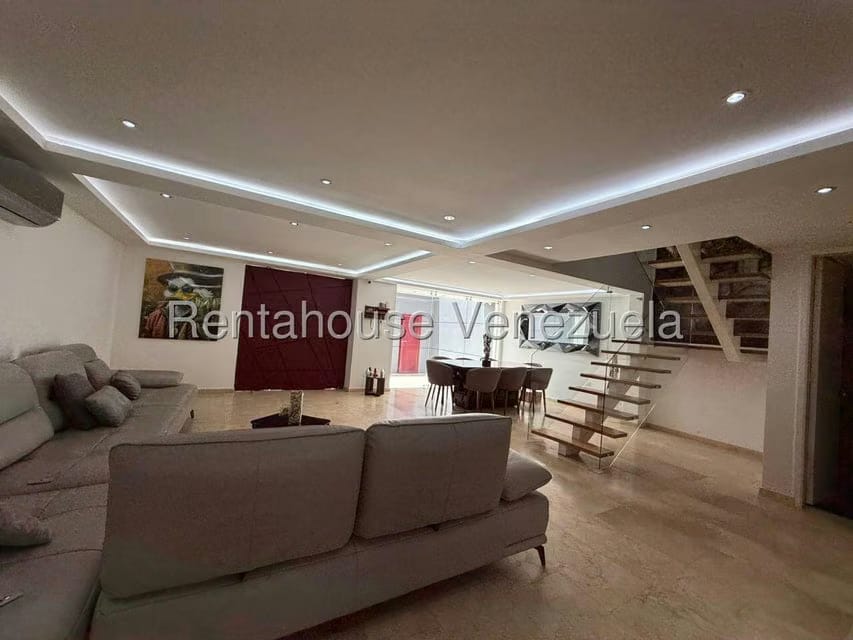 Casa (Duplex) en Venta en Los Pomelos, Distrito Metropolitano - 12