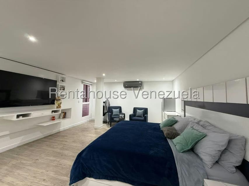 Casa (Duplex) en Venta en Los Pomelos, Distrito Metropolitano - 27