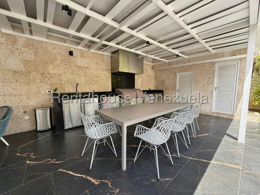 Casa (Duplex) en Venta en Los Pomelos, Distrito Metropolitano - 41