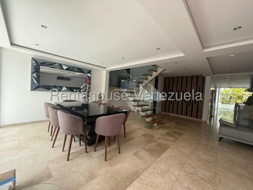 Casa (Duplex) en Venta en Los Pomelos, Distrito Metropolitano - 6