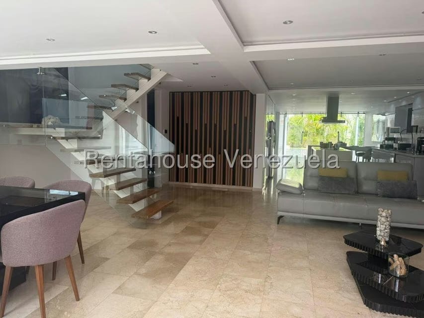 Casa (Duplex) en Venta en Los Pomelos, Distrito Metropolitano - 9