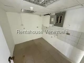 Comercial (Local Comercial) en Venta en Prados del Este, Distrito Metropolitano - 16