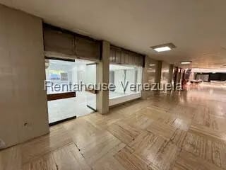 Comercial (Local Comercial) en Venta en Prados del Este, Distrito Metropolitano - 18
