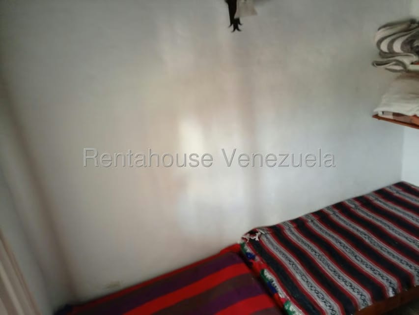 Casa (1 Nivel) en Venta en Loma del Medio, Trujillo - 16