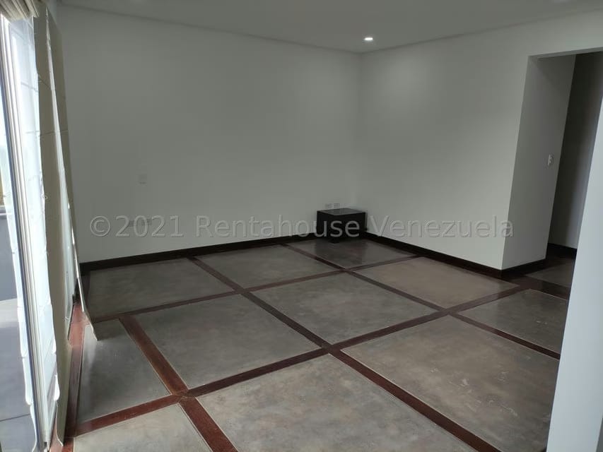 Casa (Duplex) en Venta en Loma Linda, Distrito Metropolitano - 22
