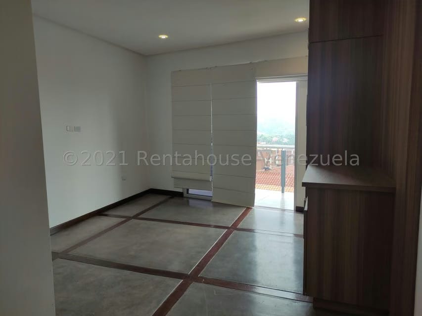 Casa (Duplex) en Venta en Loma Linda, Distrito Metropolitano - 30