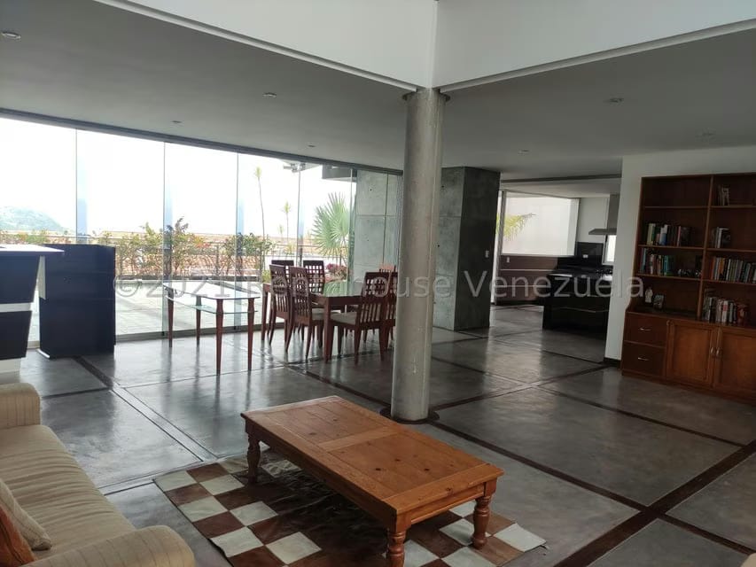 Casa (Duplex) en Venta en Loma Linda, Distrito Metropolitano - 4