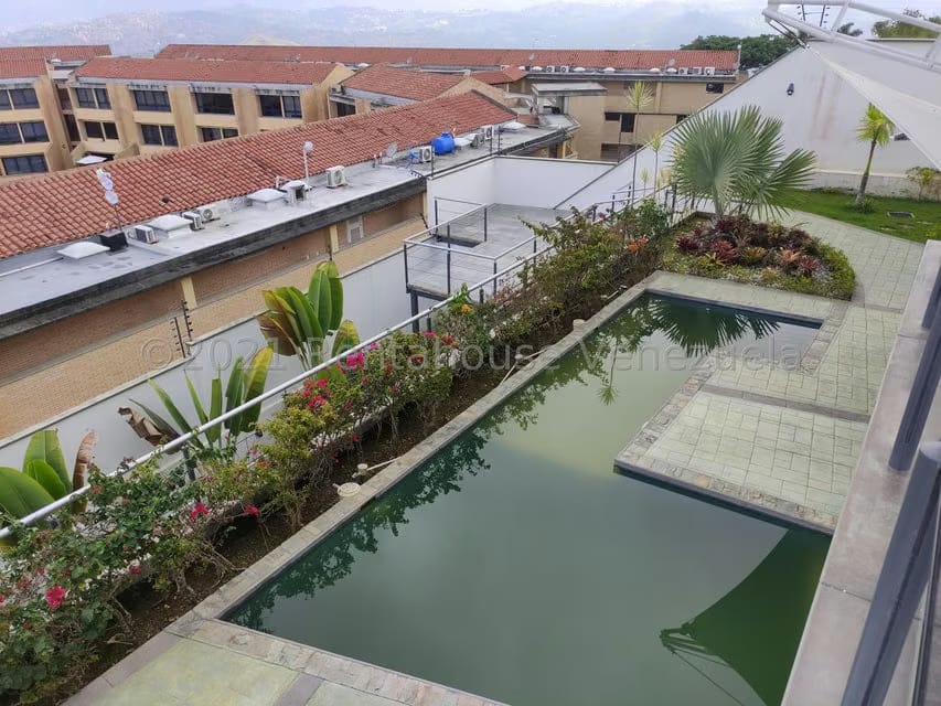 Casa (Duplex) en Venta en Loma Linda, Distrito Metropolitano - 35