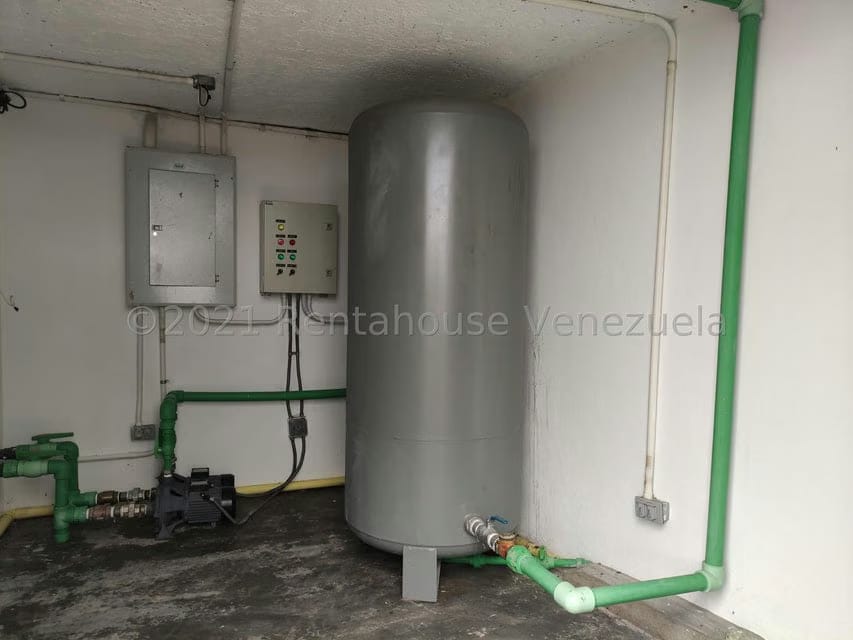 Casa (Duplex) en Venta en Loma Linda, Distrito Metropolitano - 42