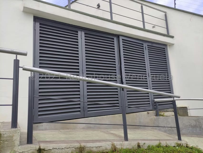 Casa (Duplex) en Venta en Loma Linda, Distrito Metropolitano - 45