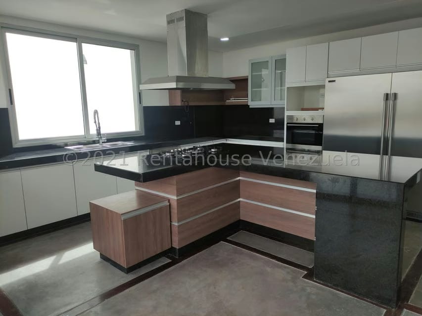 Casa (Duplex) en Venta en Loma Linda, Distrito Metropolitano - 8
