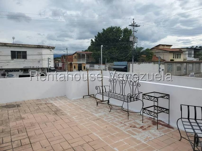 Casa (Duplex) en Venta en Zona Este, Lara - 18