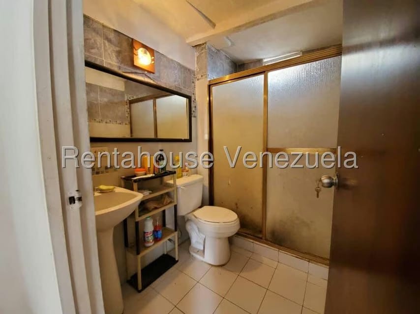 Casa (Duplex) en Venta en Zona Este, Lara - 24