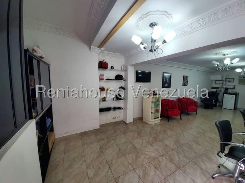 Casa (Duplex) en Venta en Zona Este, Lara - 33
