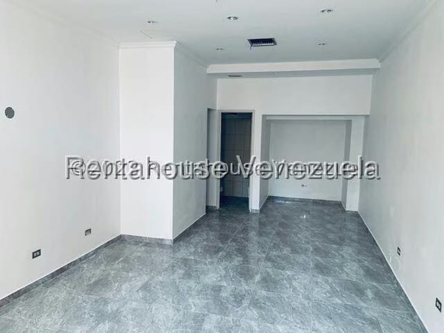 Comercial (Local Comercial) en Venta en El Cafetal, Distrito Metropolitano - 2