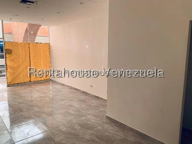Comercial (Local Comercial) en Venta en El Cafetal, Distrito Metropolitano - 4