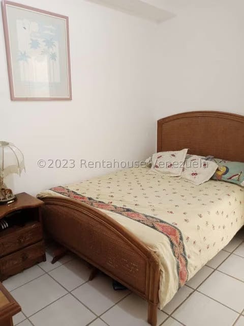 Apartamento (1 Nivel) en Venta en Agua Sal, Miranda - 11
