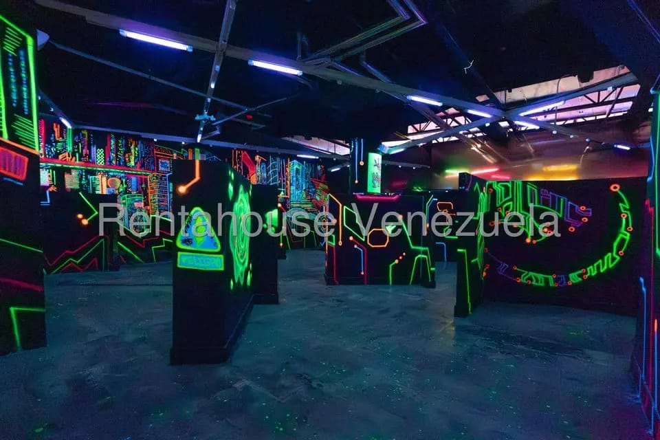 Negocios y Empresas (Entretenimiento) en Venta en El Recreo, Distrito Metropolitano - 5