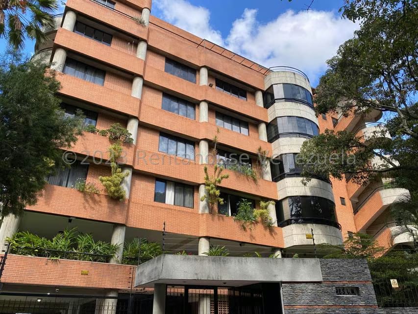 Apartamento (1 Nivel) en Alquiler en Lomas de Las Mercedes, Distrito Metropolitano