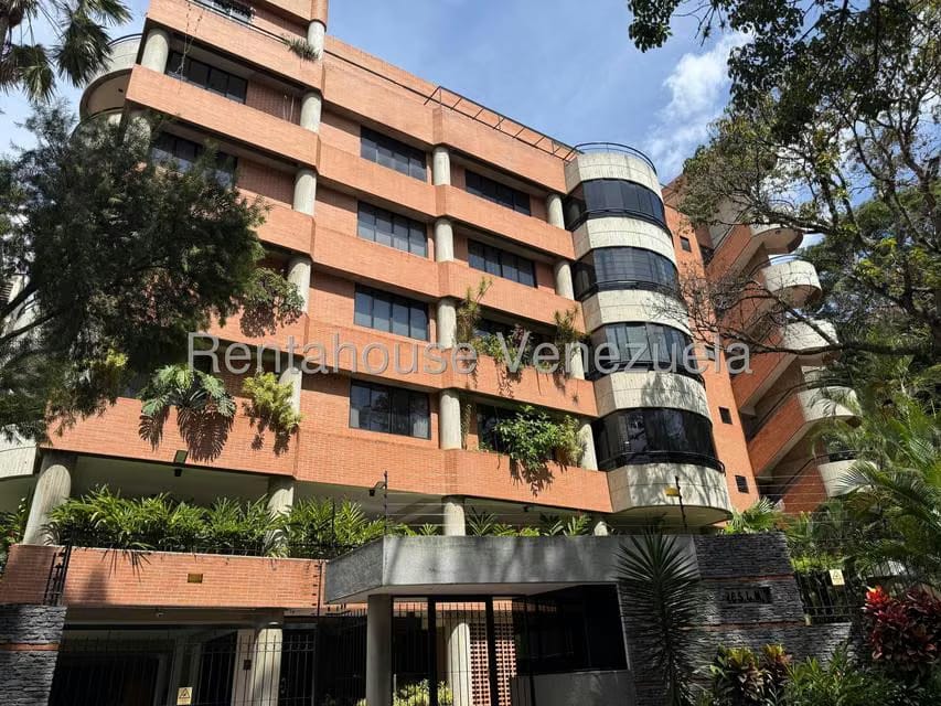 Apartamento (1 Nivel) en Alquiler en Lomas de Las Mercedes, Distrito Metropolitano - 2