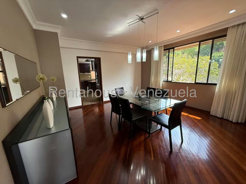 Apartamento (1 Nivel) en Alquiler en Lomas de Las Mercedes, Distrito Metropolitano - 17