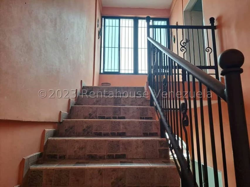 Casa (Multipes Niveles) en Venta en Centro, Lara - 3