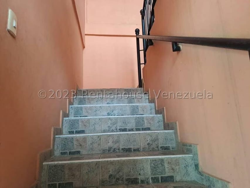 Casa (Multipes Niveles) en Venta en Centro, Lara - 4