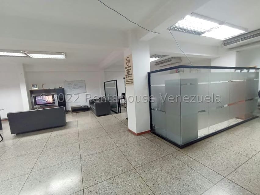 Comercial (Local Comercial) en Venta en Avenida Libertador, Lara - 16