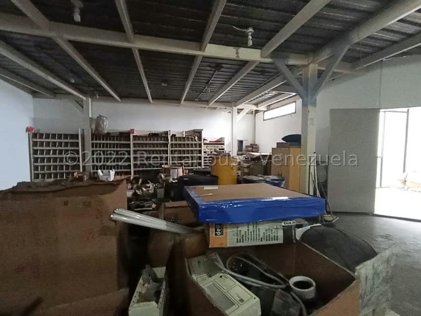 Comercial (Local Comercial) en Venta en Avenida Libertador, Lara - 29