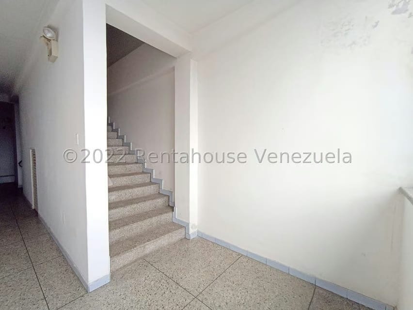 Comercial (Local Comercial) en Venta en Avenida Libertador, Lara - 50