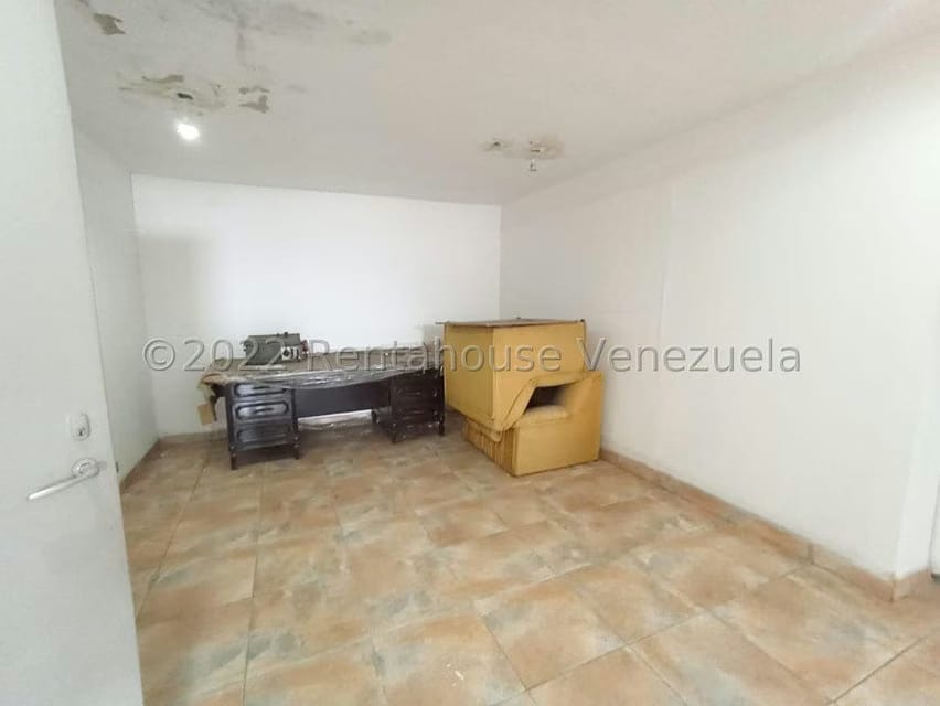Comercial (Local Comercial) en Venta en Avenida Libertador, Lara - 53