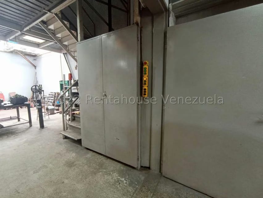 Comercial (Local Comercial) en Venta en Avenida Libertador, Lara - 8