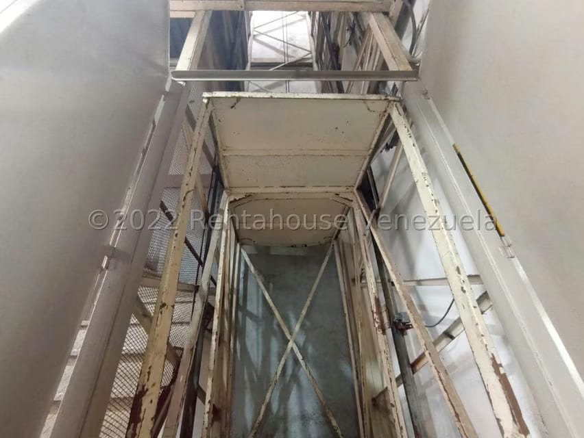 Comercial (Local Comercial) en Venta en Avenida Libertador, Lara - 9