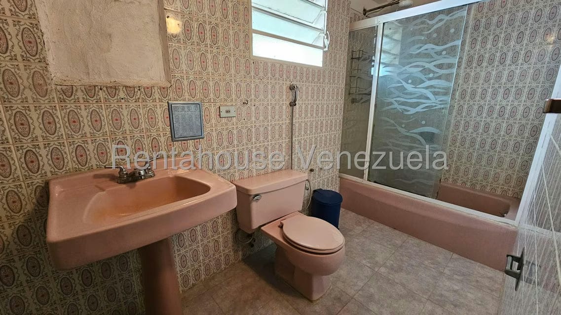 Casa (Duplex) en Venta en Colinas de Los Ruices, Distrito Metropolitano - 21