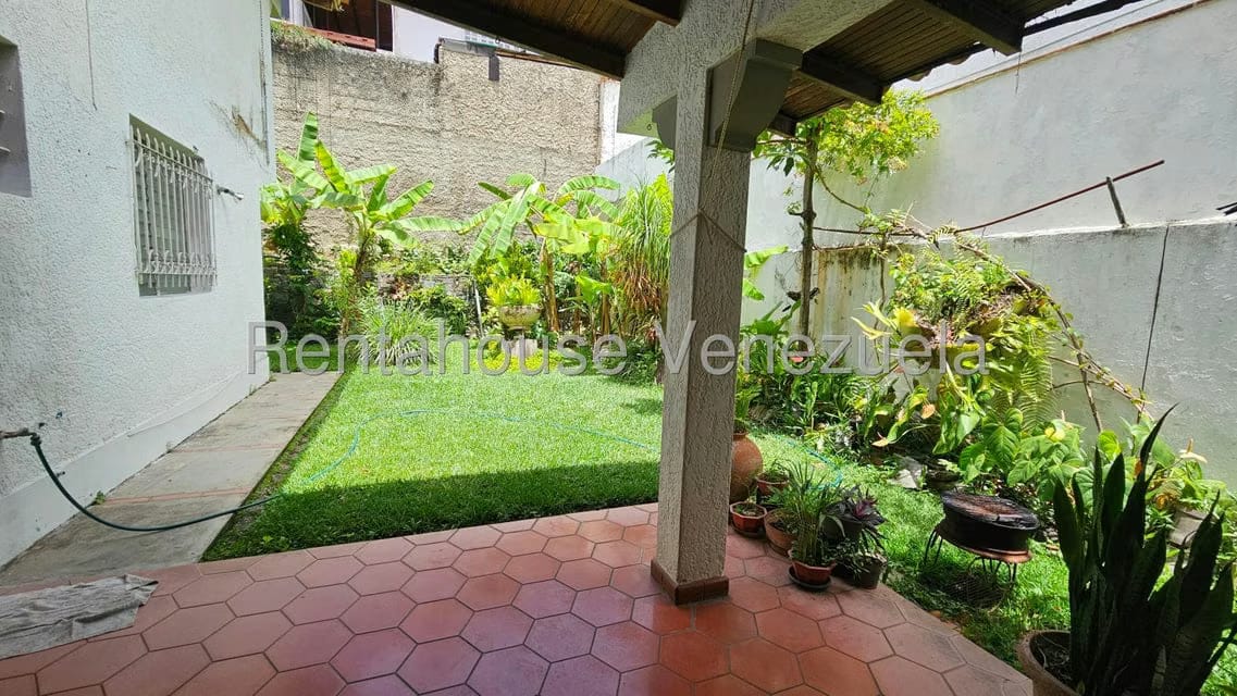 Casa (Duplex) en Venta en Colinas de Los Ruices, Distrito Metropolitano - 24