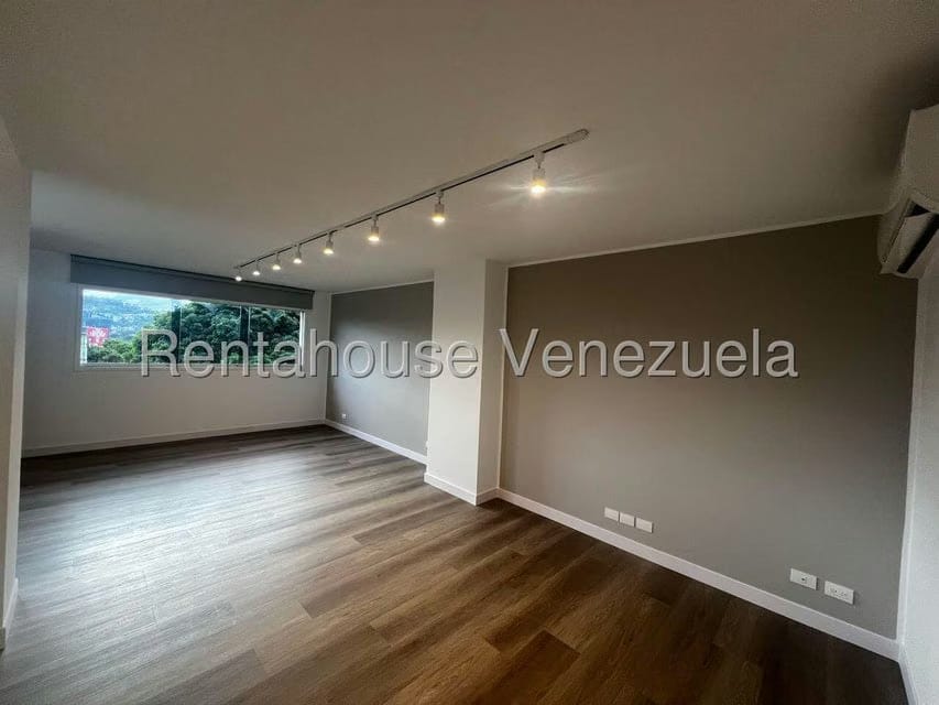 Apartamento (1 Nivel) en Alquiler en Altamira Sur, Distrito Metropolitano - 3