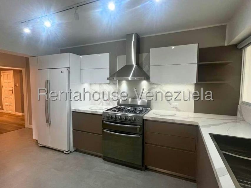 Apartamento (1 Nivel) en Alquiler en Altamira Sur, Distrito Metropolitano - 8