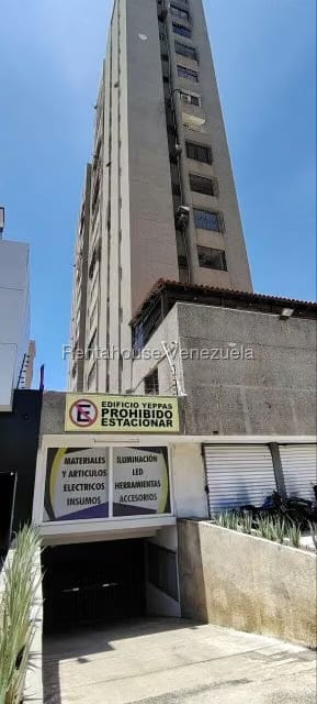 Comercial (Oficina) en Venta en 5 de Julio, Zulia - 2