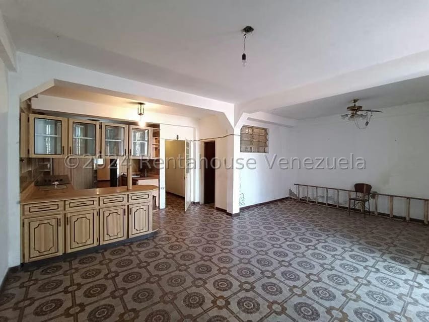 Casa (Multipes Niveles) en Venta en Guatire, Miranda - 11
