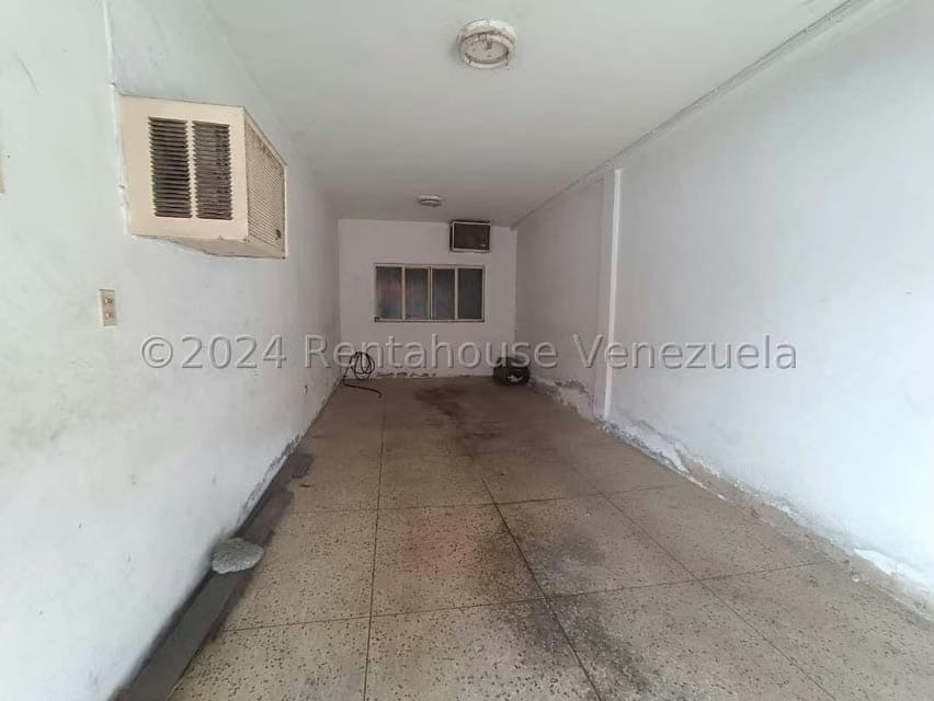 Casa (Multipes Niveles) en Venta en Guatire, Miranda - 4