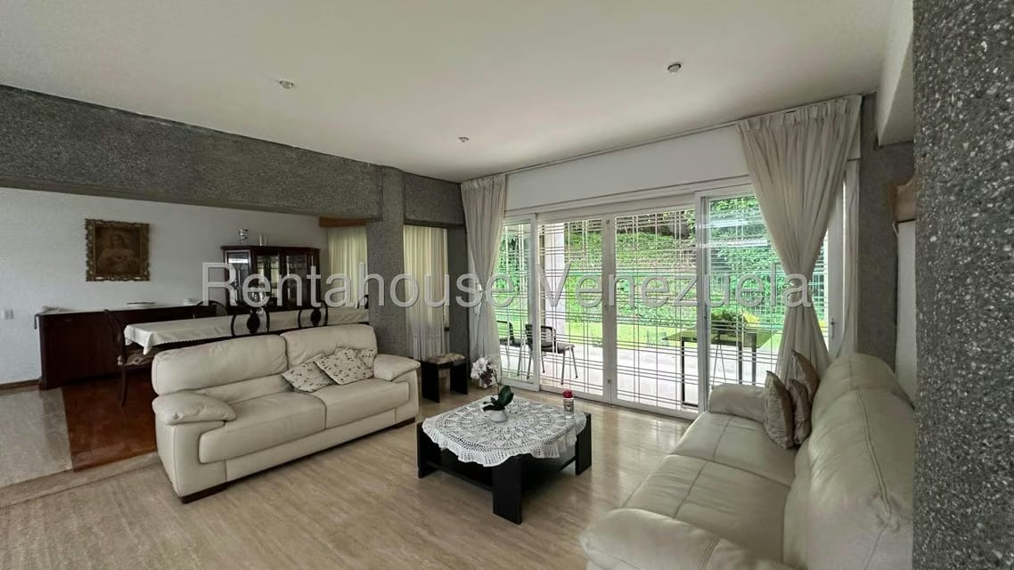 Casa (Duplex) en Venta en El Marques, Distrito Metropolitano - 3