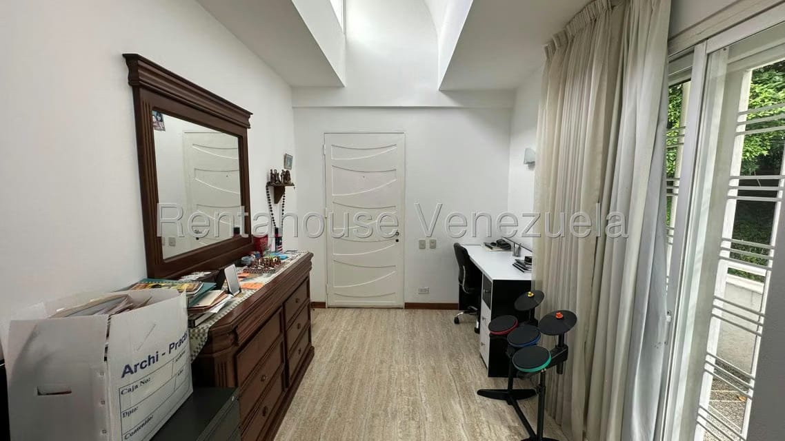 Casa (Duplex) en Venta en El Marques, Distrito Metropolitano - 21