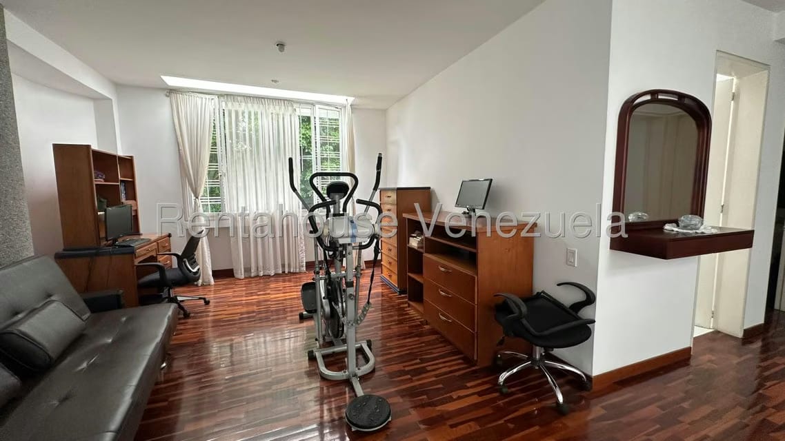 Casa (Duplex) en Venta en El Marques, Distrito Metropolitano - 29
