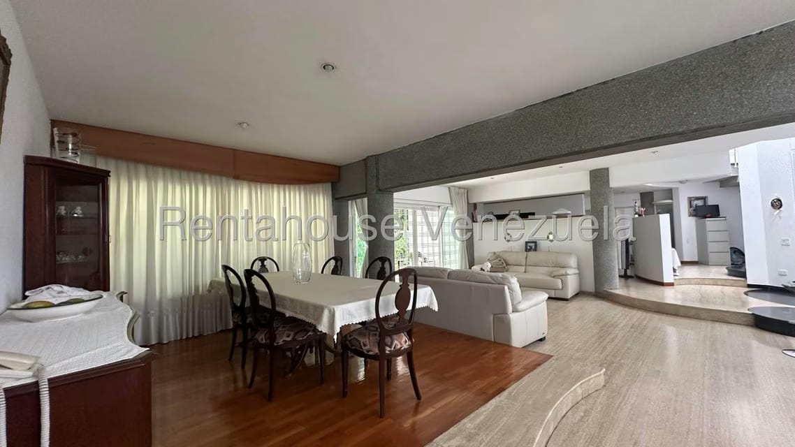 Casa (Duplex) en Venta en El Marques, Distrito Metropolitano - 4